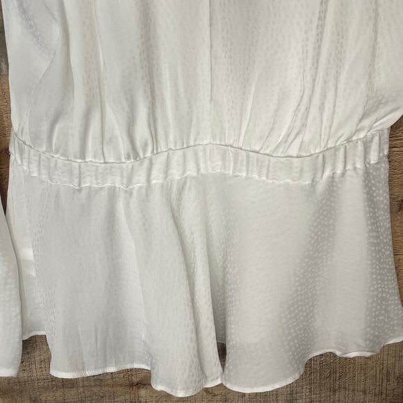 Express Deep V Neck Long Sleeve Blouse White Size Medium NWT - Picture 9 of 10